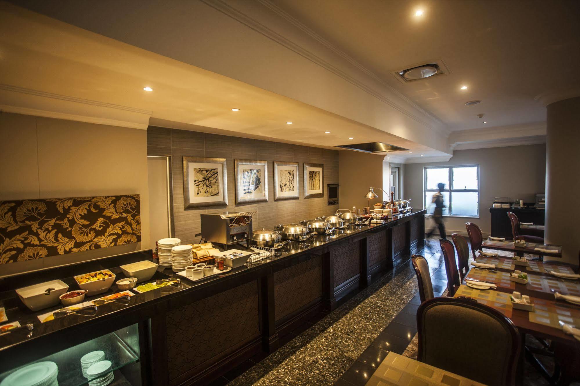Garden Court Morningside Sandton Johannesburg Esterno foto