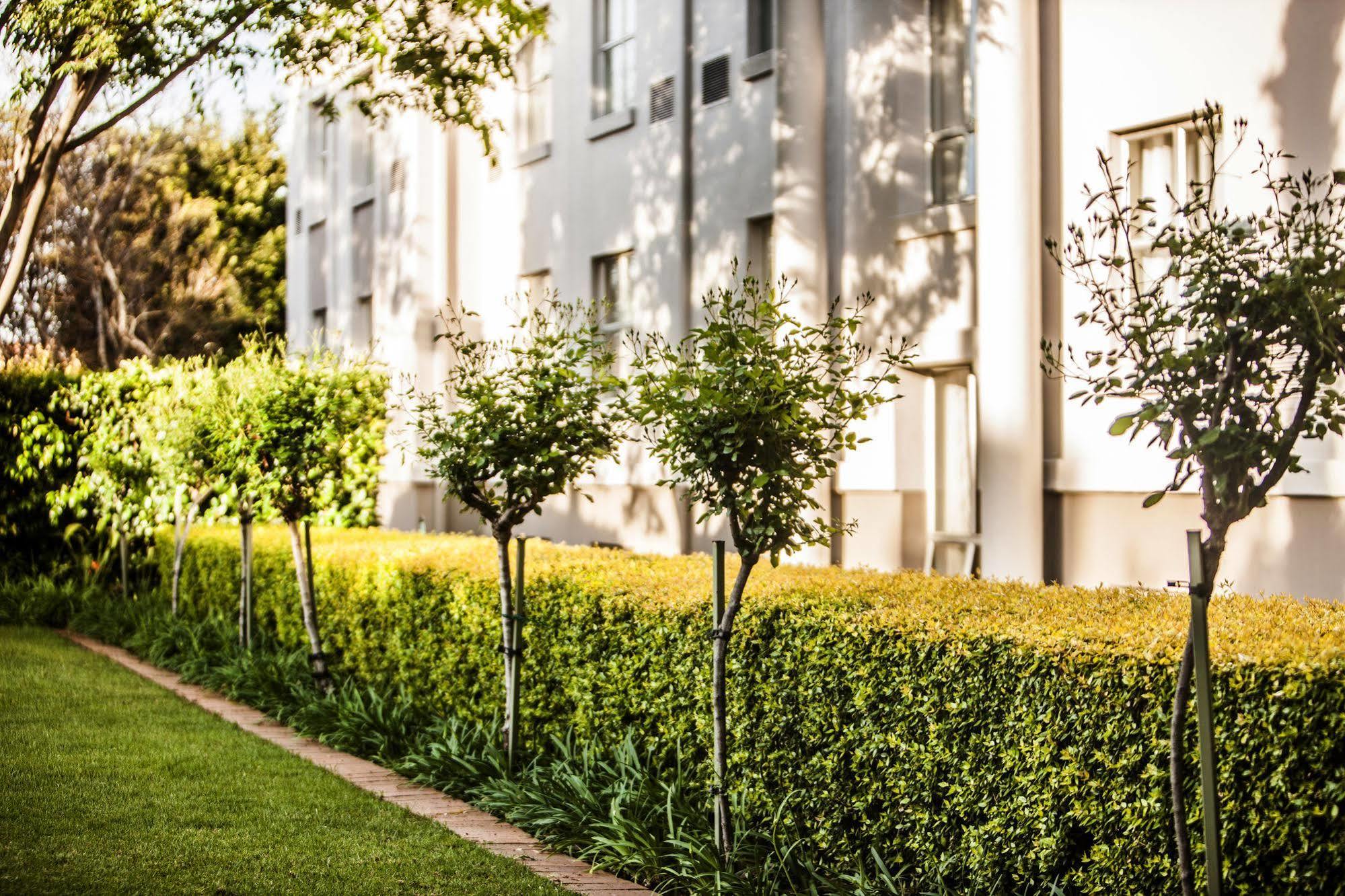 Garden Court Morningside Sandton Johannesburg Esterno foto